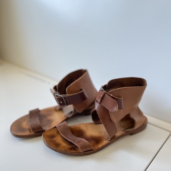 Chloe Leather Sandals - Picture 1 of 7
